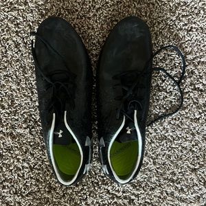 Under Armour size 10.5 Men’s Soccer Cleats
